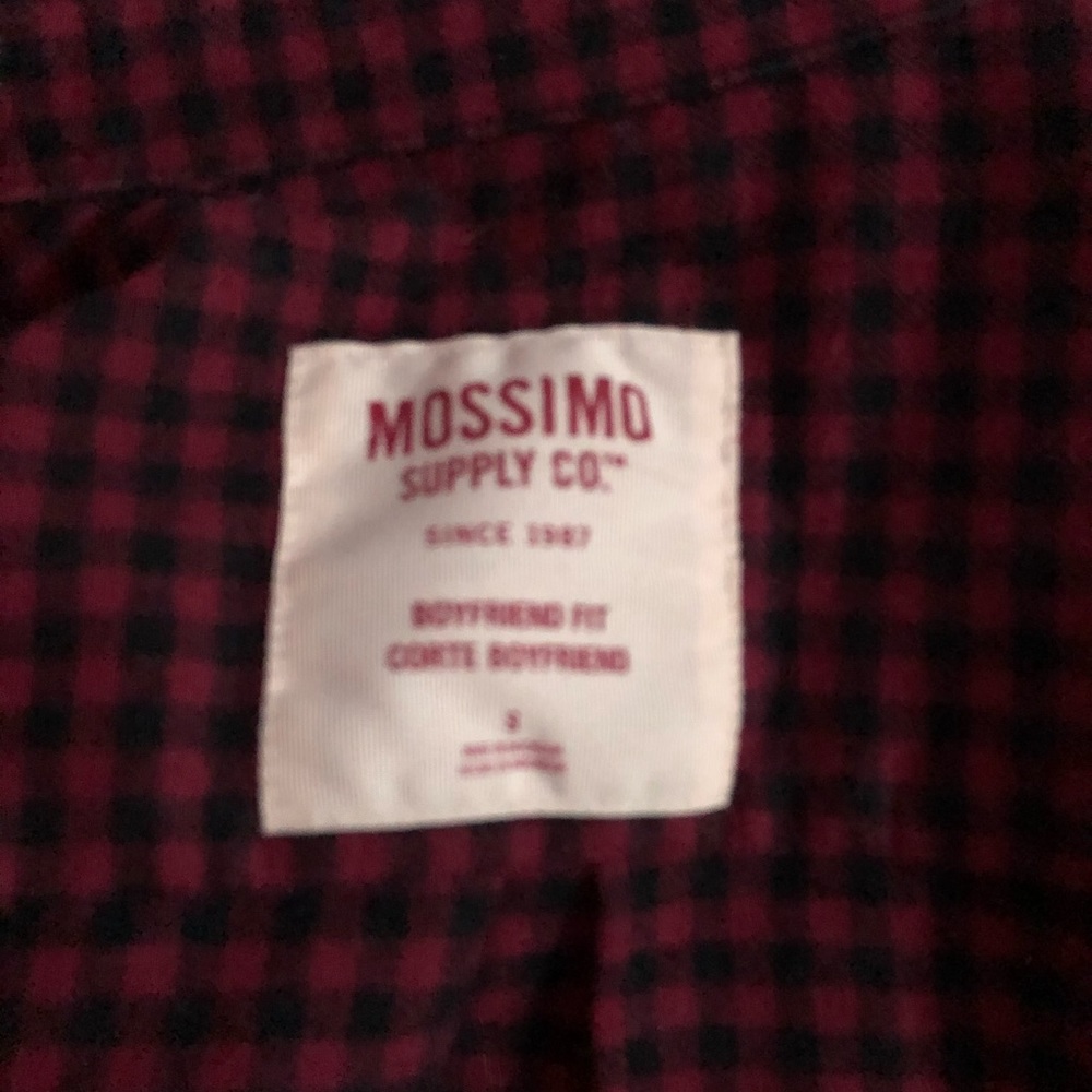 BUTTON UP - Picture 2 of 3